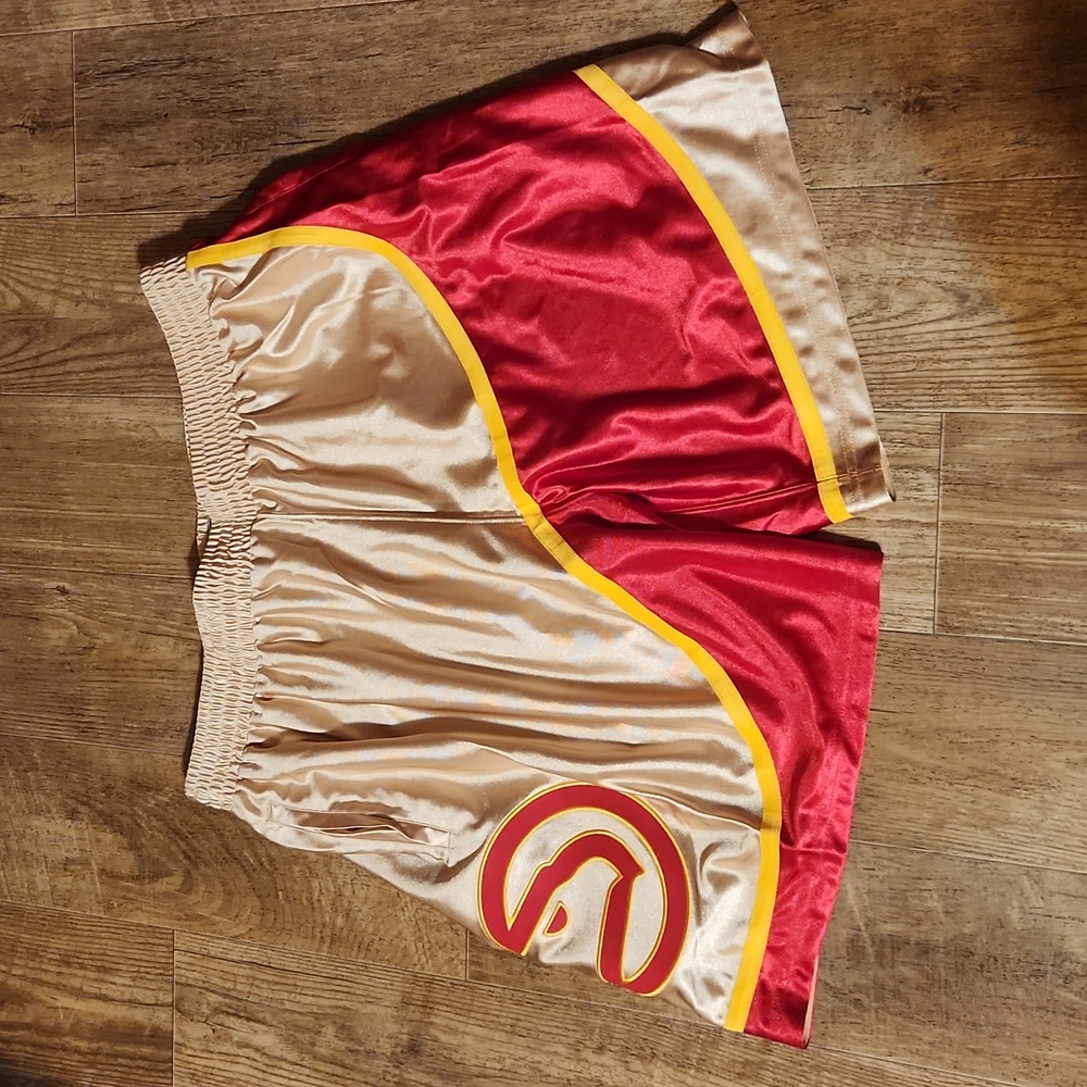 Men Mitchell & Ness Atlanta Hawks Shorts